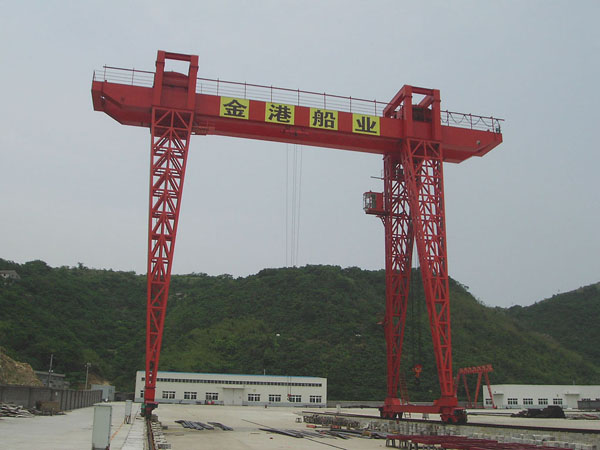 雙主梁門式起重機